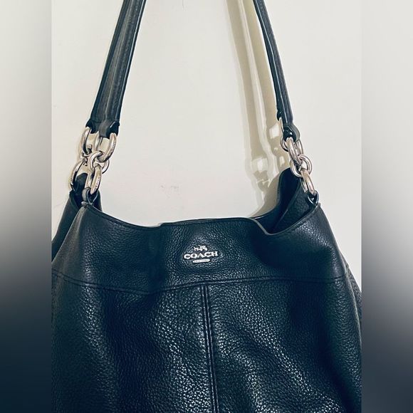 Coach Large Lexy Shoulderbag, Black Pebble Leather with Silver Hardware - Picture 5 of 11